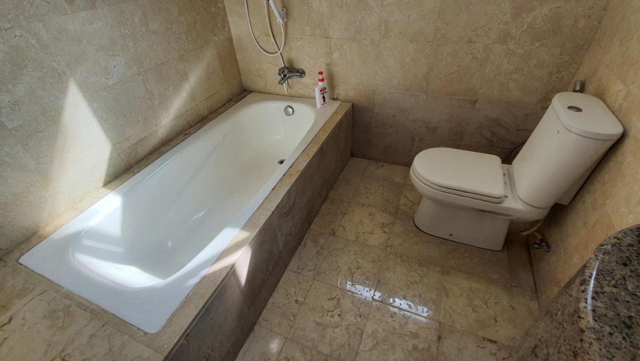 Homestay Jalan Tun Razak: Central Location Near Healthcare & Cultural Hubs Kuala Lumpur Exterior photo
